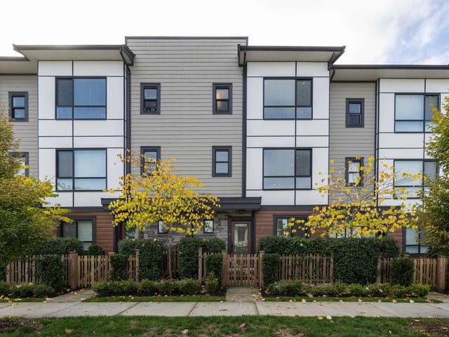 Townhouse for sale in Langley, Langley, 105 20150 81 Avenue, 263194390 | Realtylink.org