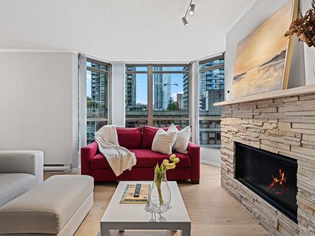 Apartment for sale in Vancouver, Vancouver West, 906 867 Hamilton Street, 263194429 | Realtylink.org