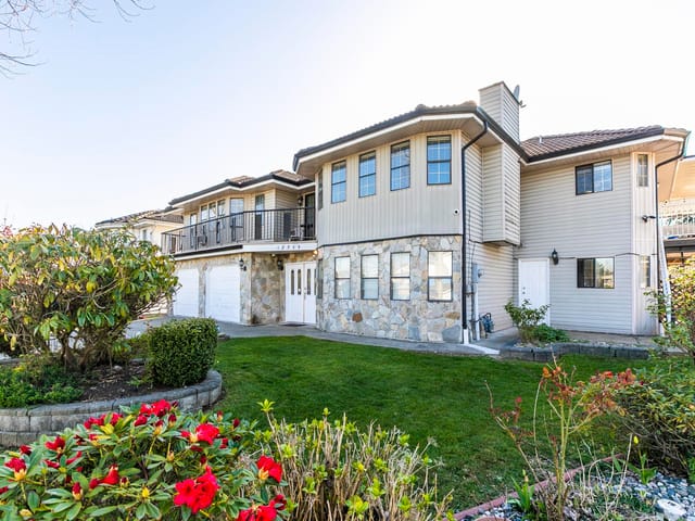 House for sale in Surrey, Surrey, 12353 81a Avenue, 263194543 | Realtylink.org