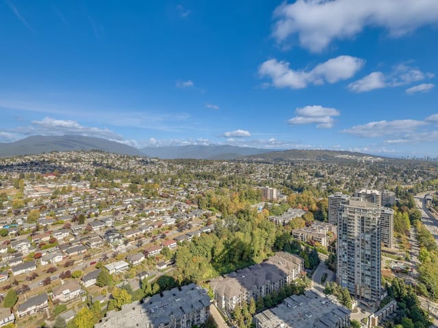 Apartment for sale in Burnaby, Burnaby North, 4205 4720 Lougheed Highway, 263194647 | Realtylink.org