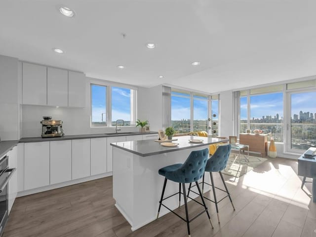Apartment for sale in Burnaby, Burnaby North, 3301 2388 Madison Avenue, 263194649 | Realtylink.org
