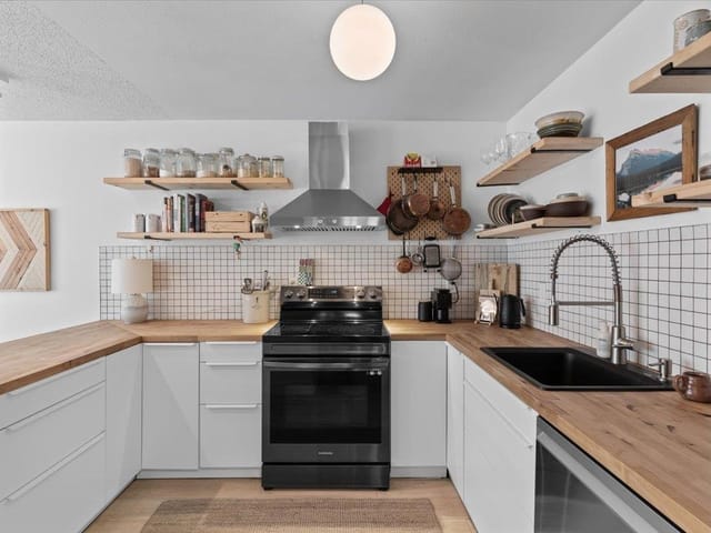 Apartment for sale in Vancouver, Vancouver East, 109 808 E 8th Avenue, 263194712 | Realtylink.org