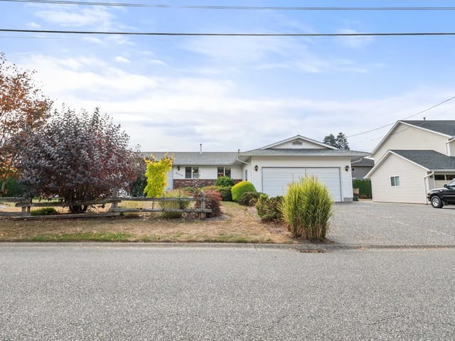 House for sale in Chilliwack, Chilliwack, 46634 Elliott Avenue, 263194947 | Realtylink.org