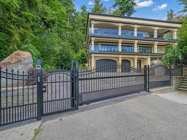 House for sale in White Rock, South Surrey White Rock, 1349 Anderson Street, 263194965 | Realtylink.org