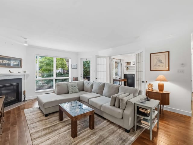 Apartment for sale in White Rock, South Surrey White Rock, 107 15875 Marine Drive, 263195013 | Realtylink.org