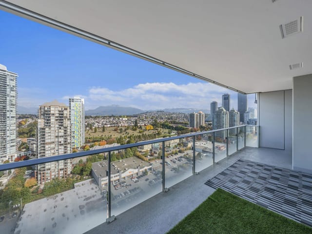 Apartment for sale in Burnaby, Burnaby North, 2506 4168 Lougheed Highway, 263195059 | Realtylink.org