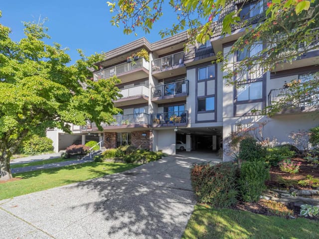 Apartment for sale in North Vancouver, North Vancouver, 205 252 W 2nd Street, 263195090 | Realtylink.org