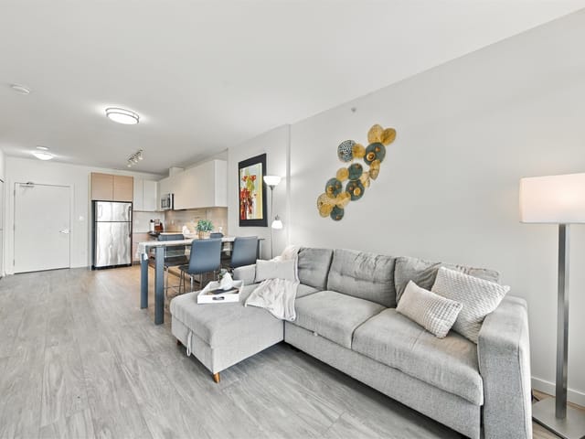 Apartment for sale in Surrey, North Surrey, 304 13303 Central Avenue, 263195136 | Realtylink.org