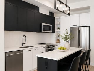 Apartment for sale in Surrey, South Surrey White Rock, 440 2635 King George Boulevard, 263195170 | Realtylink.org