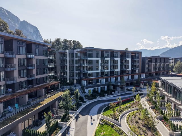 Apartment for sale in Squamish, Squamish, 221 1500 Scott Crescent, 263195196 | Realtylink.org
