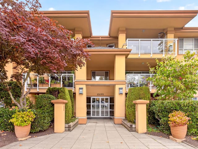 Apartment for sale in Surrey, South Surrey White Rock, 208 15155 22 Avenue, 263195221 | Realtylink.org