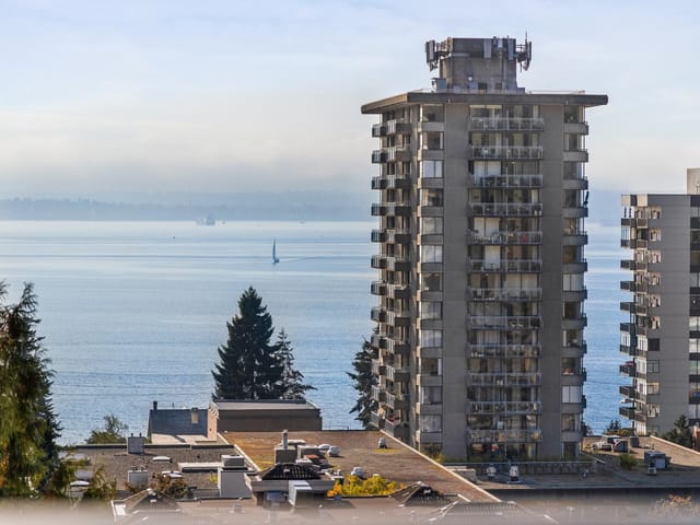 Apartment for sale in West Vancouver, West Vancouver, 703 1737 Duchess Avenue, 263195266 | Realtylink.org