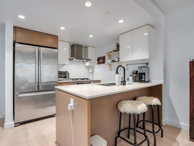 Apartment for sale in Vancouver, Vancouver East, 207 1618 Quebec Street, 263195300 | Realtylink.org