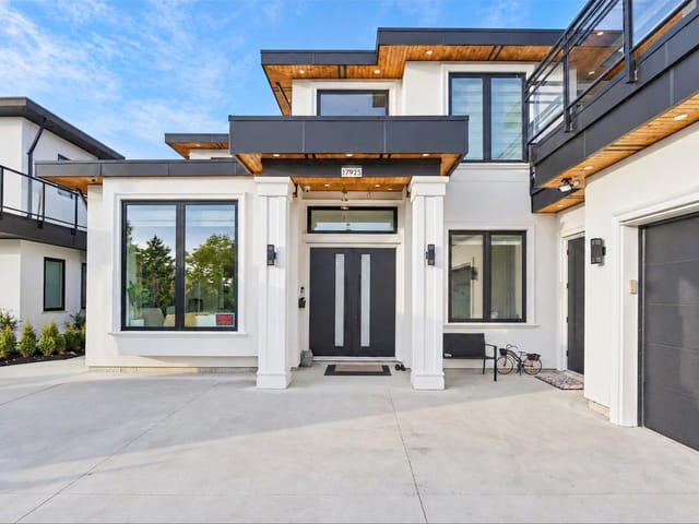 House for sale in Surrey, Cloverdale, 17925 56a Avenue, 263195301 | Realtylink.org