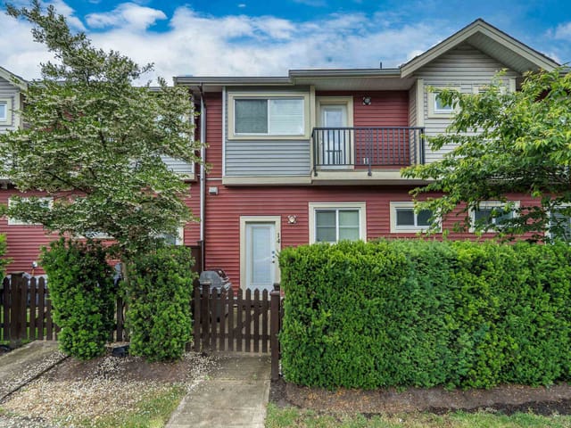Townhouse for sale in Surrey, Cloverdale, 14 6945 185 Street, 263195337 | Realtylink.org