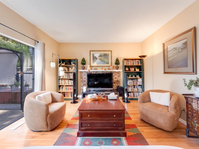 House for sale in Surrey, Surrey, 15486 94 Avenue, 263195422 | Realtylink.org