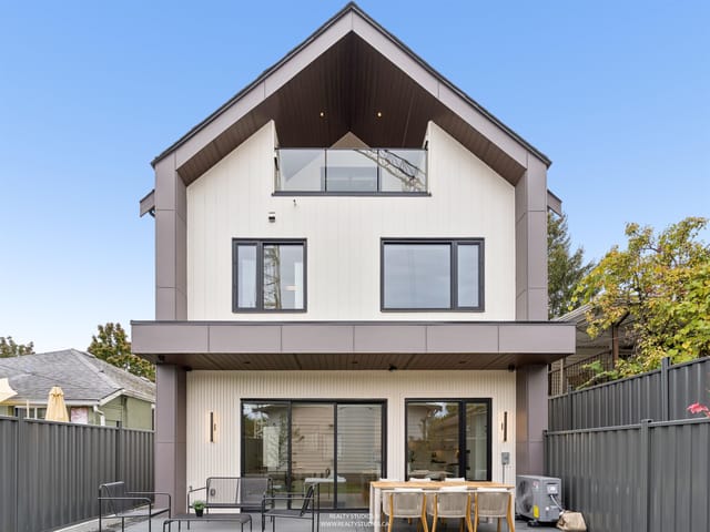 1/2 Duplex for sale in Vancouver, Vancouver East, 2 1986 E 8th Avenue, 263195508 | Realtylink.org