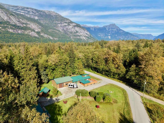 House for sale in Bella Coola, Williams Lake, A&B 1588 Brothen Road, 263195546 | Realtylink.org