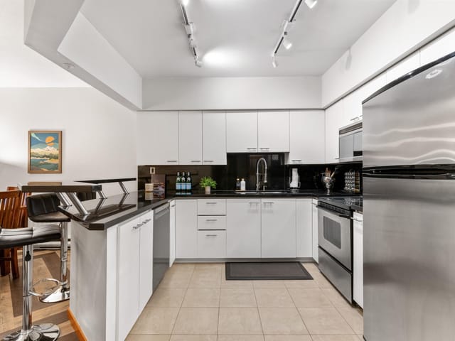 Apartment for sale in Whistler, Whistler, 102 4821 Spearhead Drive, 263195627 | Realtylink.org