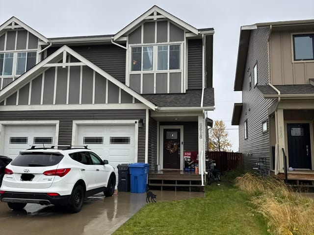 1/2 Duplex for sale in Fort St. John, Fort St. John, 8618 74 Street, 263195718 | Realtylink.org