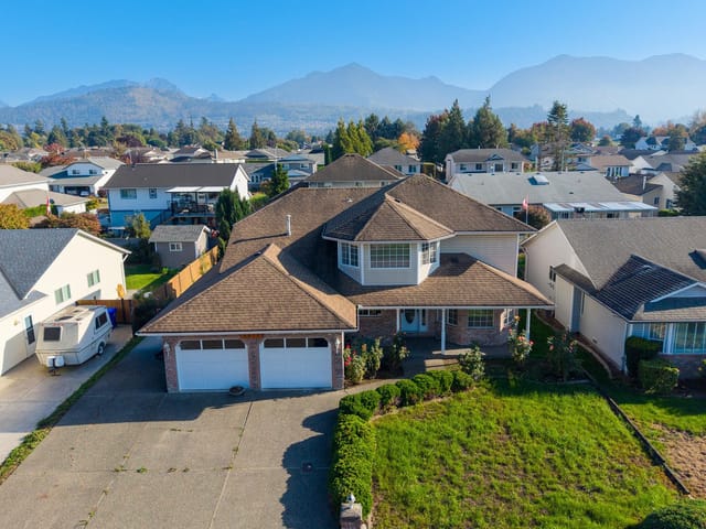 House for sale in Chilliwack, Sardis, 6973 Coach Lamp Drive, 263195729 | Realtylink.org