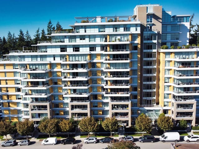 Apartment for sale in White Rock, South Surrey White Rock, 206 1501 Vidal Street, 263195755 | Realtylink.org