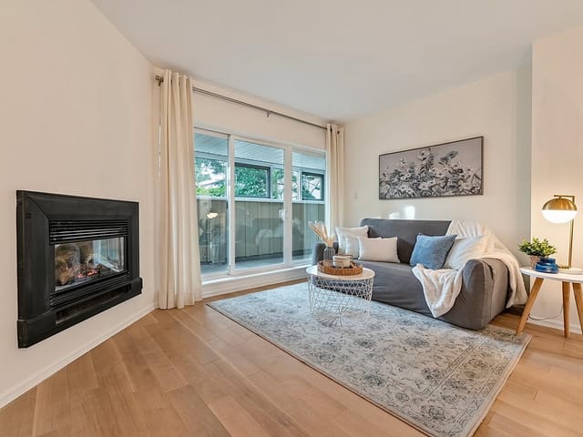 Apartment for sale in Vancouver, Vancouver West, 7 3250 W 4th Avenue, 263195903 | Realtylink.org