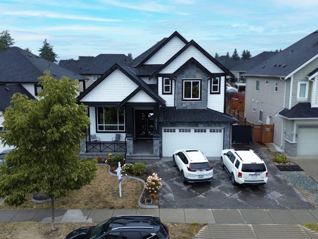 House for sale in Abbotsford, Abbotsford, 27641 Lunderberg Avenue, 263195931 | Realtylink.org