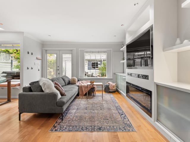 1/2 Duplex for sale in Vancouver, Vancouver West, 2146 W 14th Avenue, 263195946 | Realtylink.org