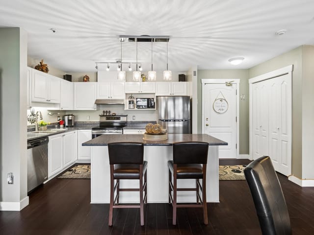 Apartment for sale in Coquitlam, Coquitlam, 414 2968 Burlington Drive, 263195951 | Realtylink.org