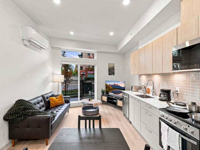 Apartment for rent in North Vancouver, North Vancouver, 111 1529 Oxford Street, 263196013 | Realtylink.org