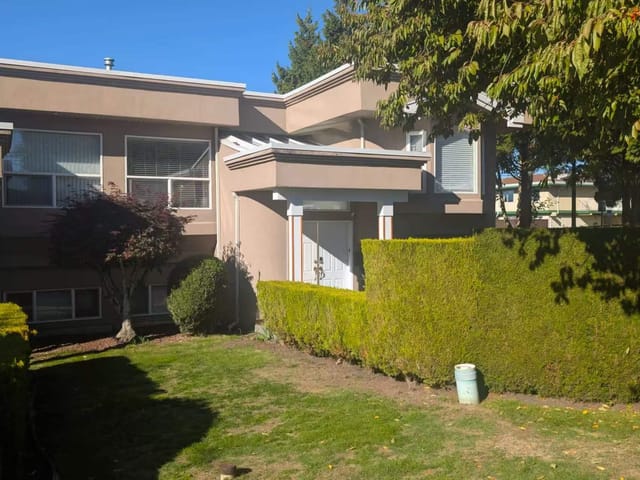 1/2 Duplex for rent in Burnaby, Burnaby South, 5227 Chesham Street, 263196044 | Realtylink.org