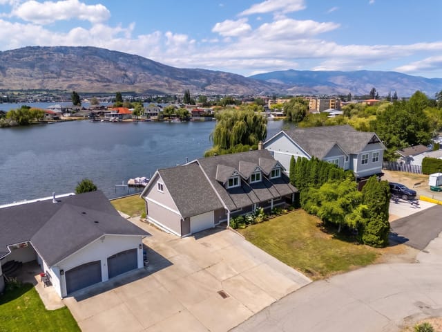House for sale in Other, 40 Bayview Crescent, 263196129 | Realtylink.org