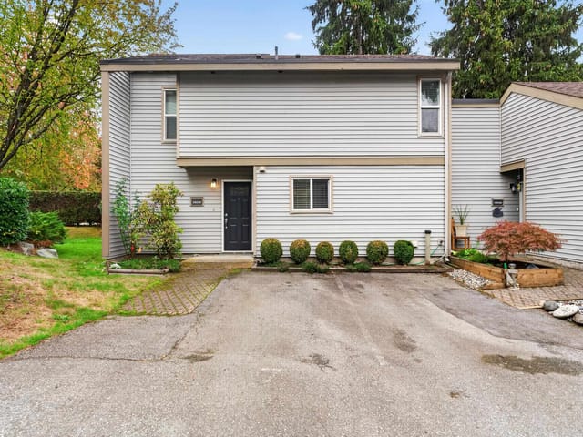 Townhouse for sale in Surrey, Cloverdale, 19230 Fairway Drive Drive, 263196170 | Realtylink.org