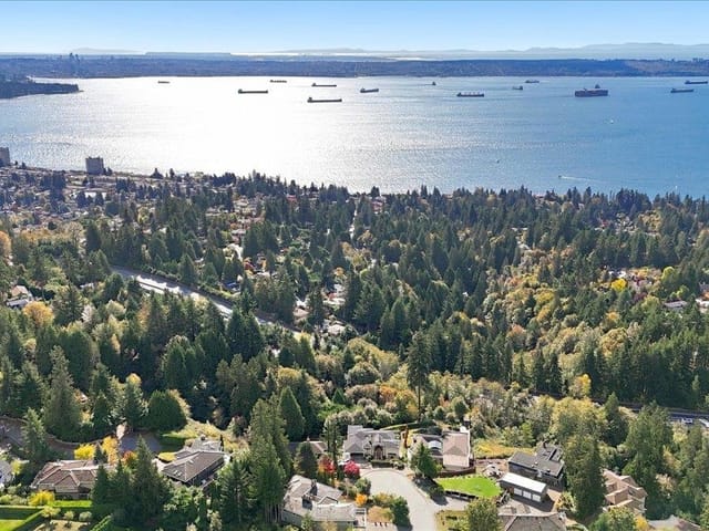 House for sale in West Vancouver, West Vancouver, 2790 Chelsea Close, 263196259 | Realtylink.org