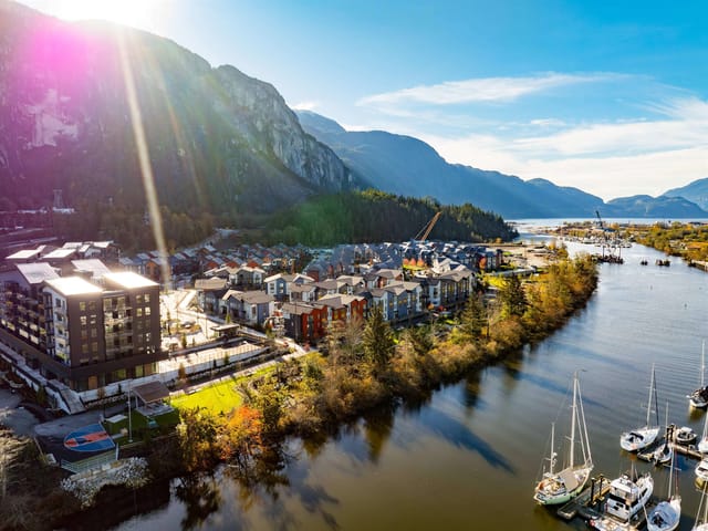 Townhouse for sale in Squamish, Squamish, 38087 Helm Way, 263196317 | Realtylink.org