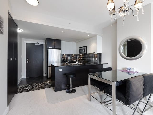 Apartment for sale in Coquitlam, Coquitlam, 1606 2968 Glen Drive, 263196349 | Realtylink.org