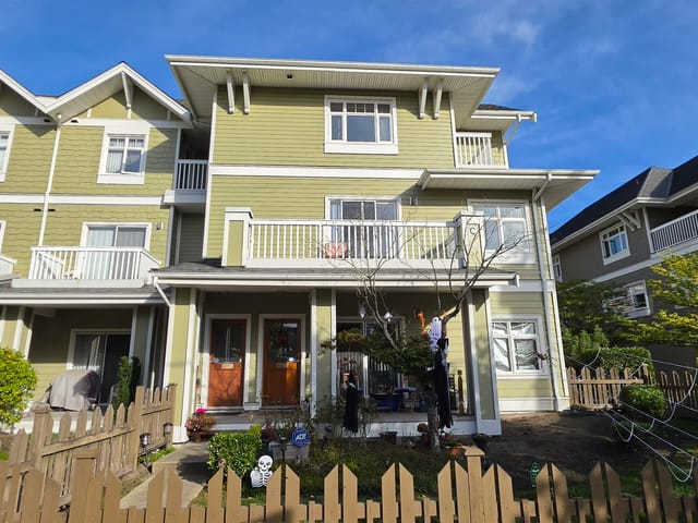 Townhouse for sale in Burnaby, Burnaby South, 157 7388 Macpherson Avenue, 263196388 | Realtylink.org