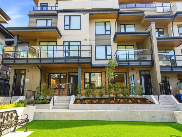 Apartment for sale in North Vancouver, North Vancouver, 111 950 Lytton Street, 263196595 | Realtylink.org