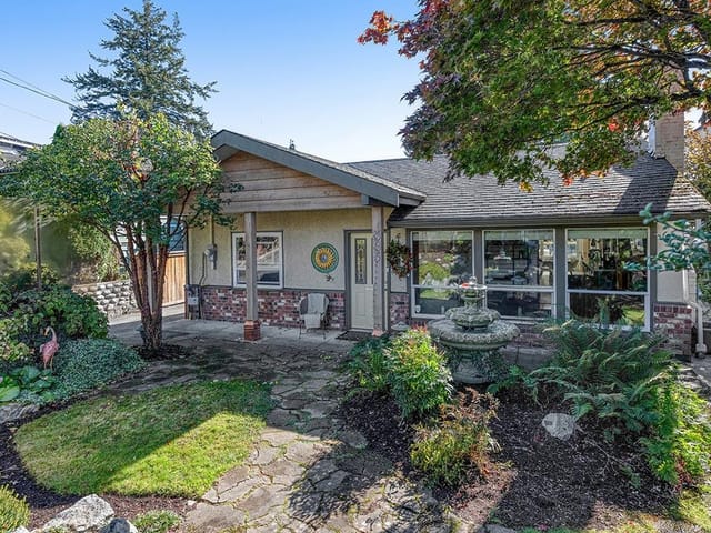 House for sale in North Vancouver, North Vancouver, 535 E Keith Road, 263196641 | Realtylink.org
