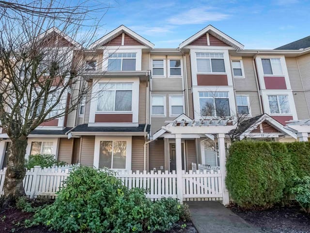 Townhouse for rent in Surrey, Surrey, 16 8676 158th Street, 263196919 | Realtylink.org