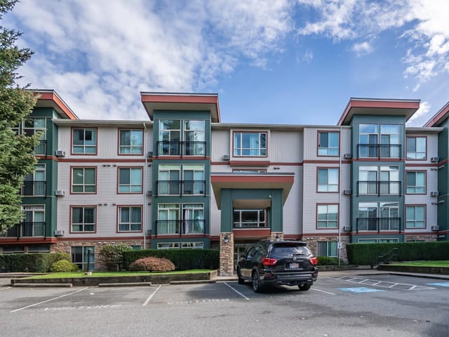 Apartment for sale in Abbotsford, Abbotsford, 207 33485 South Fraser Way, 263197026 | Realtylink.org
