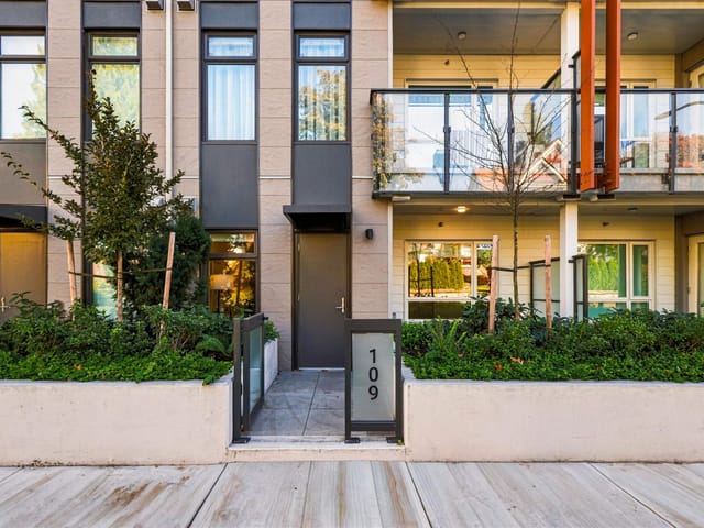 Apartment for sale in New Westminster, New Westminster, 109 82 First Street, 263197234 | Realtylink.org