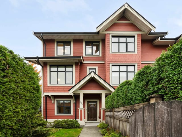 Townhouse for sale in Burnaby, Burnaby South, 401 8485 New Haven Close, 263197383 | Realtylink.org
