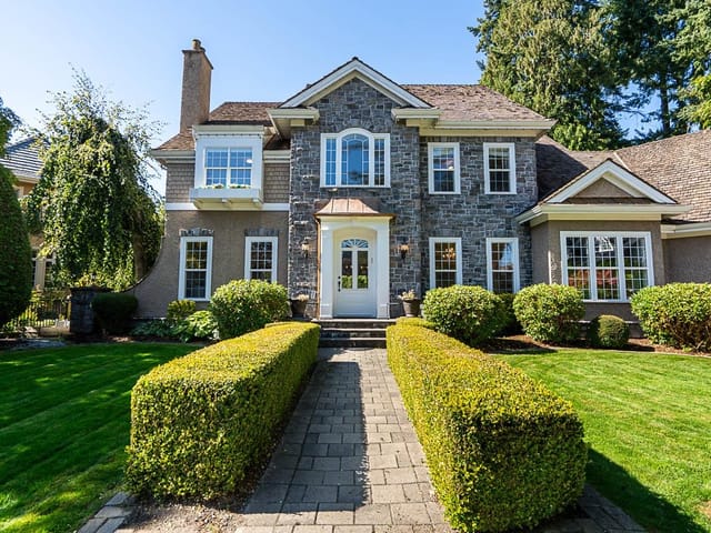 House for sale in Surrey, South Surrey White Rock, 13761 22a Avenue, 263197549 | Realtylink.org
