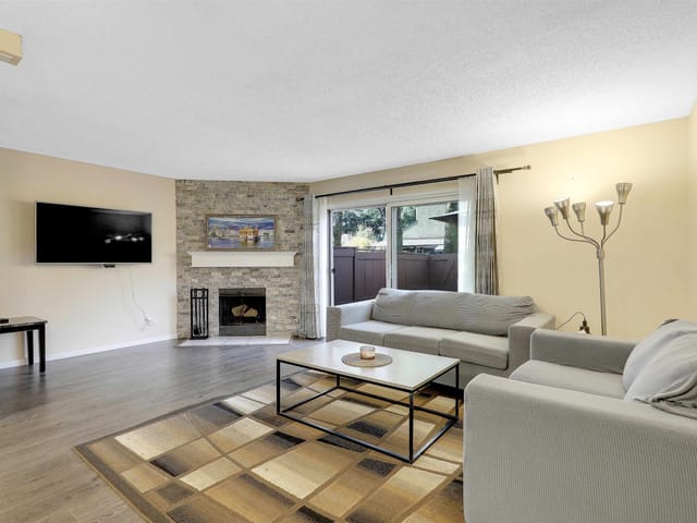 Townhouse for sale in Surrey, Surrey, 227 9460 Prince Charles Boulevard, 263197551 | Realtylink.org