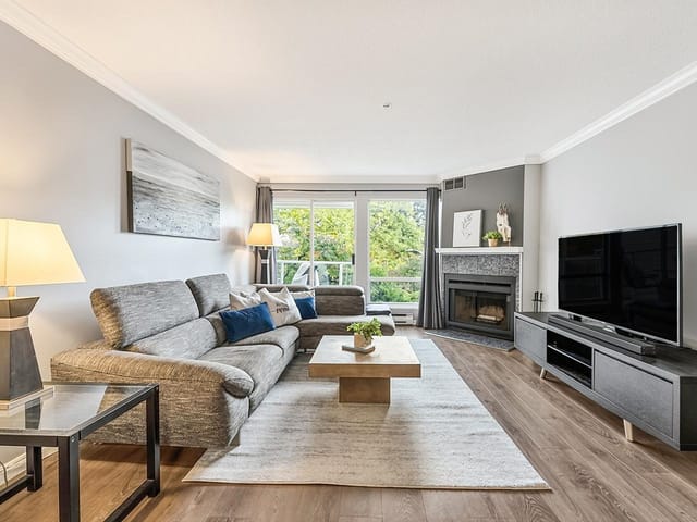 Apartment for sale in Vancouver, Vancouver West, 210 889 W 7th Avenue, 263197885 | Realtylink.org