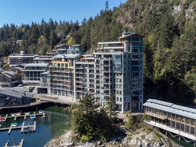 Apartment for sale in West Vancouver, West Vancouver, 406 6707 Nelson Avenue, 263197910 | Realtylink.org
