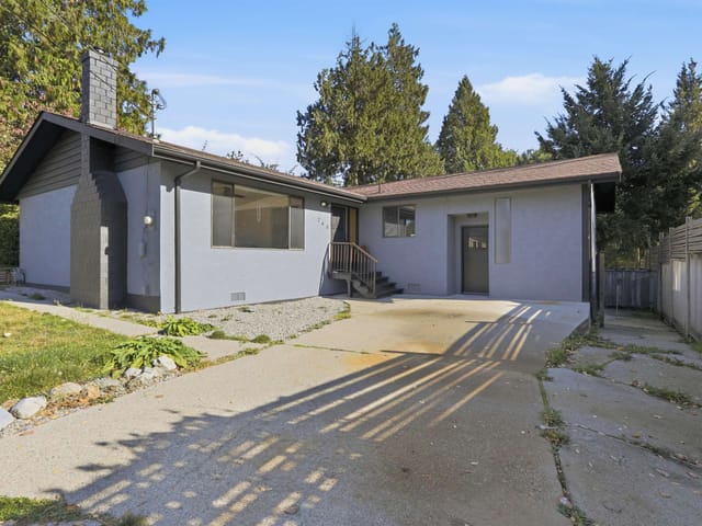 House for sale in Gibsons, Sunshine Coast, 760 Brookside Place, 263197992 | Realtylink.org