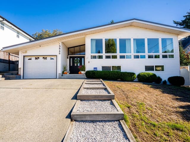 House for sale in Surrey, Cloverdale, 5846 180 Street, 263198059 | Realtylink.org